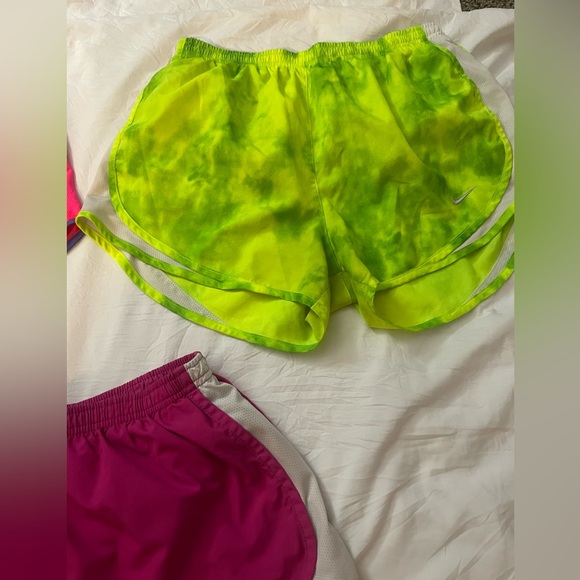 Three pair of Nike athletic running shorts with the inner short - Picture 4 of 6